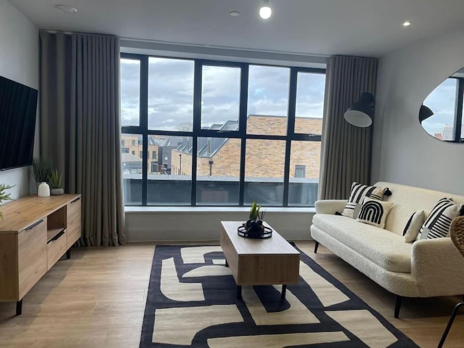 Trendy Apartment In Cardiff Free Parking מראה חיצוני תמונה