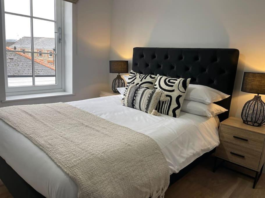 Trendy Apartment In Cardiff Free Parking מראה חיצוני תמונה