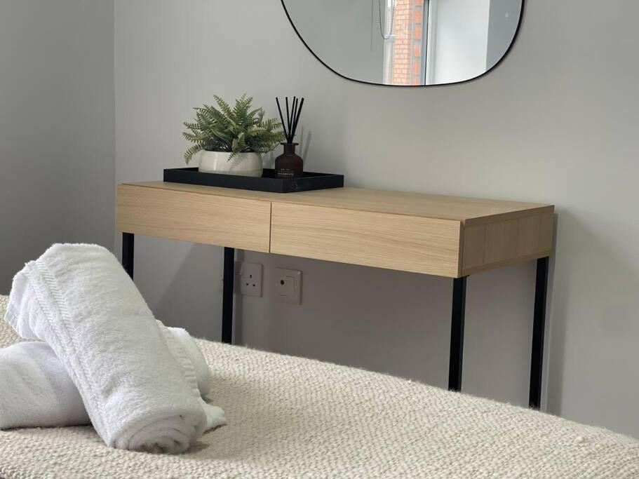 Trendy Apartment In Cardiff Free Parking מראה חיצוני תמונה